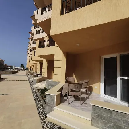 Selena Bay Resort - Vip Apartment With Private Beach